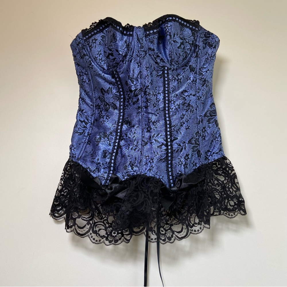 Fredericks of Hollywood Corsett